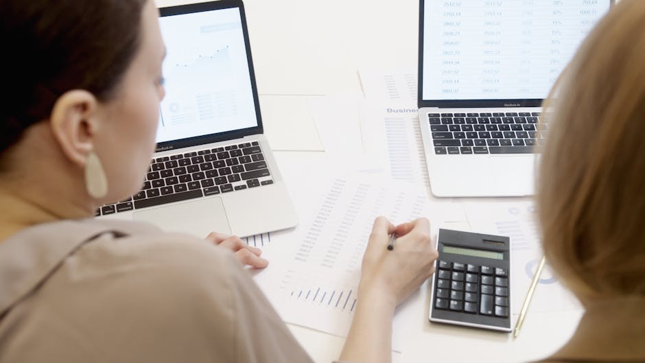 The Benefits of Working with a Financial Advisor